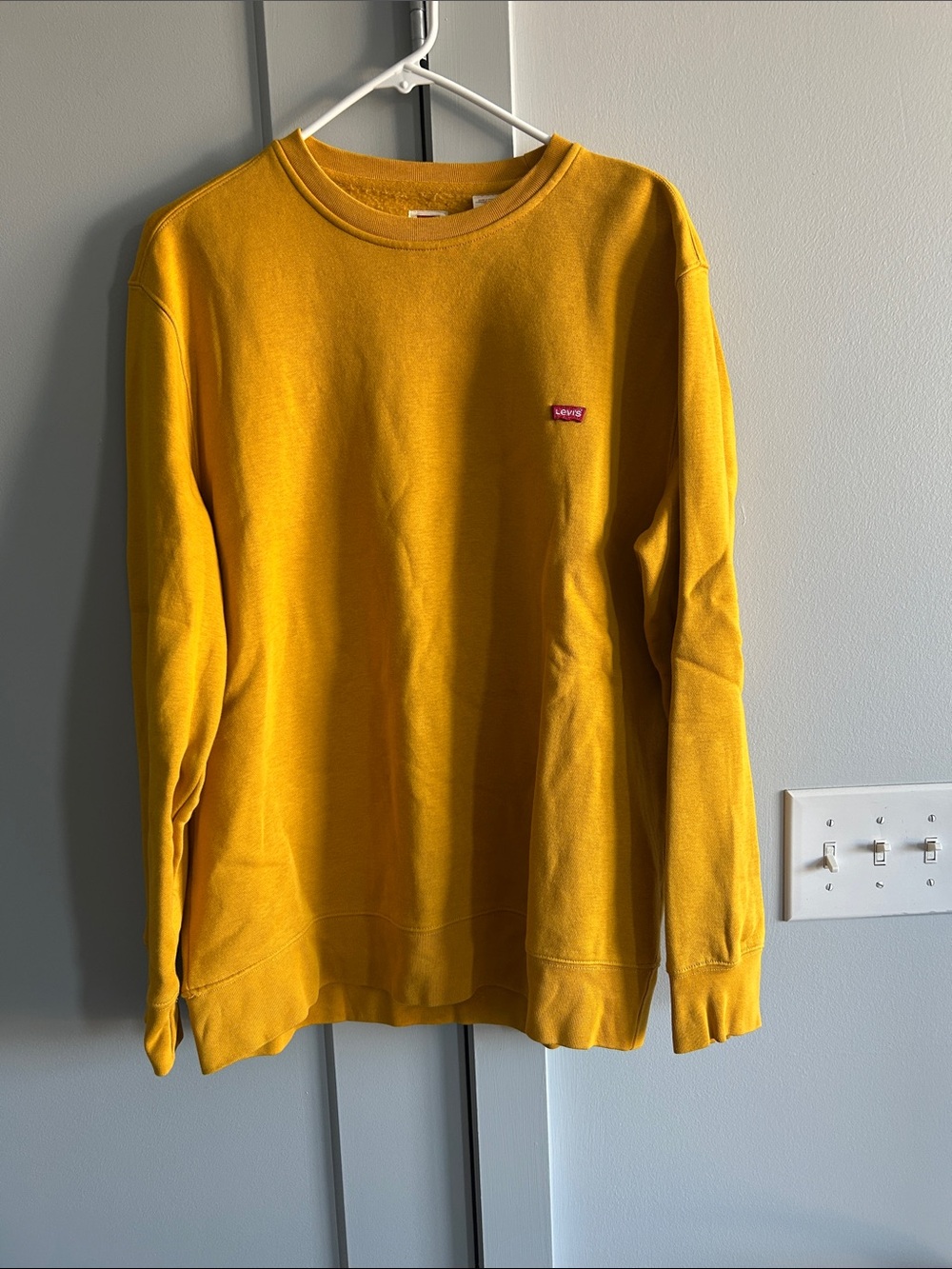 Levi's Men's Mustard Yellow Crewneck Sweatshirt